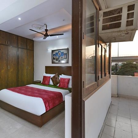 Hotel Admire Inn "Atta Market, Noida Sector 18" Eksteriør bilde