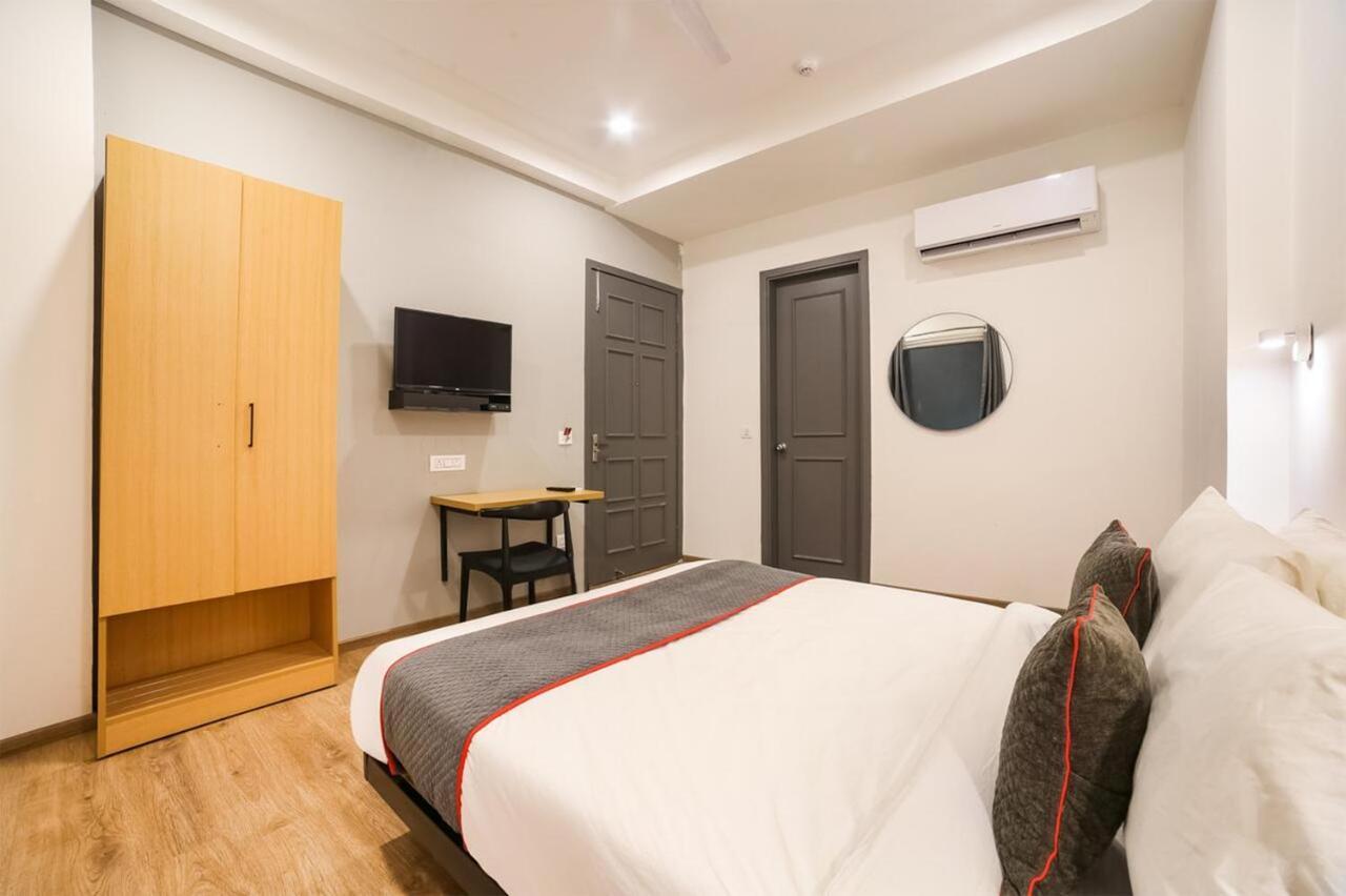 Hotel Admire Inn "Atta Market, Noida Sector 18" Eksteriør bilde