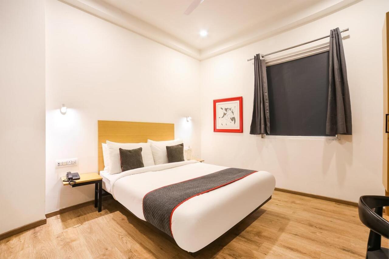 Hotel Admire Inn "Atta Market, Noida Sector 18" Eksteriør bilde