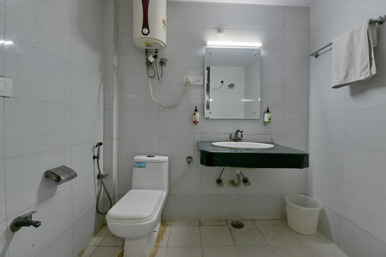 Hotel Admire Inn "Atta Market, Noida Sector 18" Eksteriør bilde