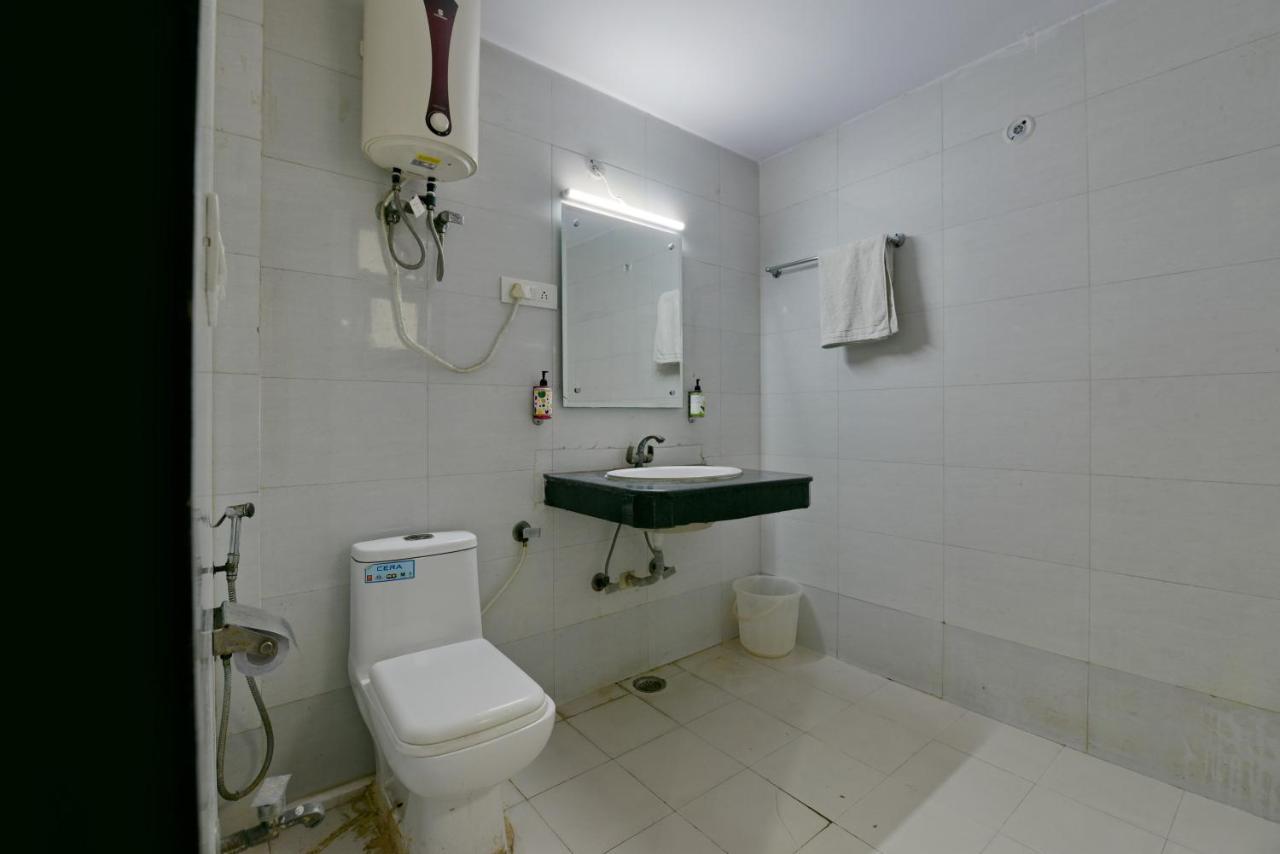 Hotel Admire Inn "Atta Market, Noida Sector 18" Eksteriør bilde