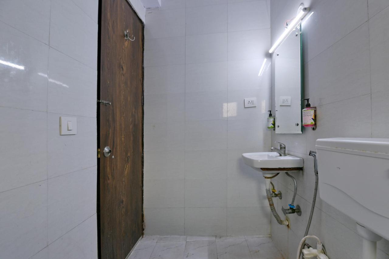 Hotel Admire Inn "Atta Market, Noida Sector 18" Eksteriør bilde