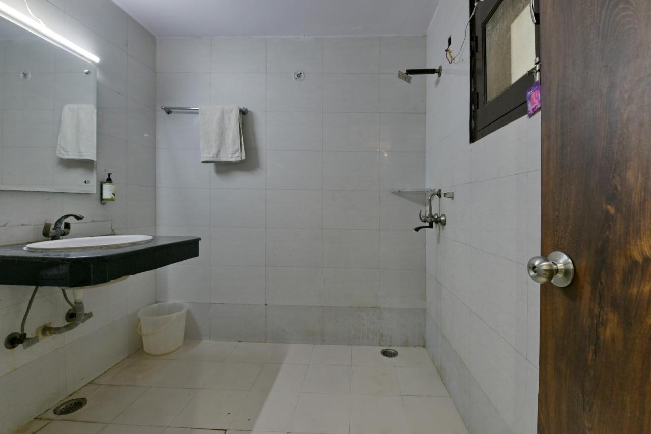 Hotel Admire Inn "Atta Market, Noida Sector 18" Eksteriør bilde